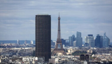 France faces debt surge unless spending curbed, report says