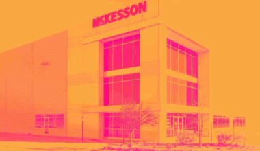 1 Healthcare Stock with Impressive Fundamentals and 2 We Turn Down