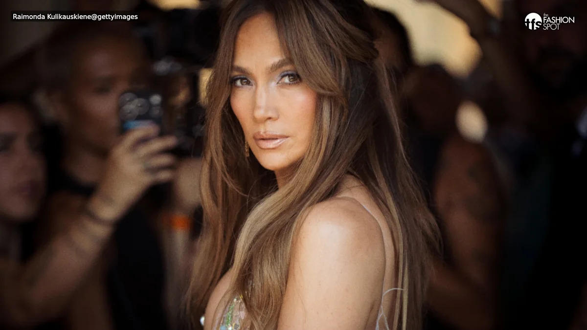 Jennifer Lopez’s Zimmermann Top Comes With Plunging Cutout & Bra Flash