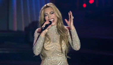 Las Vegas Strip casino signs pop music superstar to residency