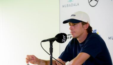 Alex de Minaur Speaks to His Demons