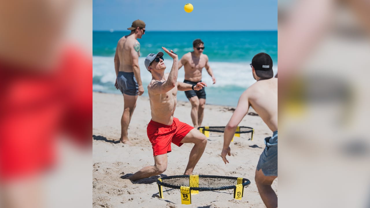 NHL Summer Sizzle Workout Edition: Nico Sturm
