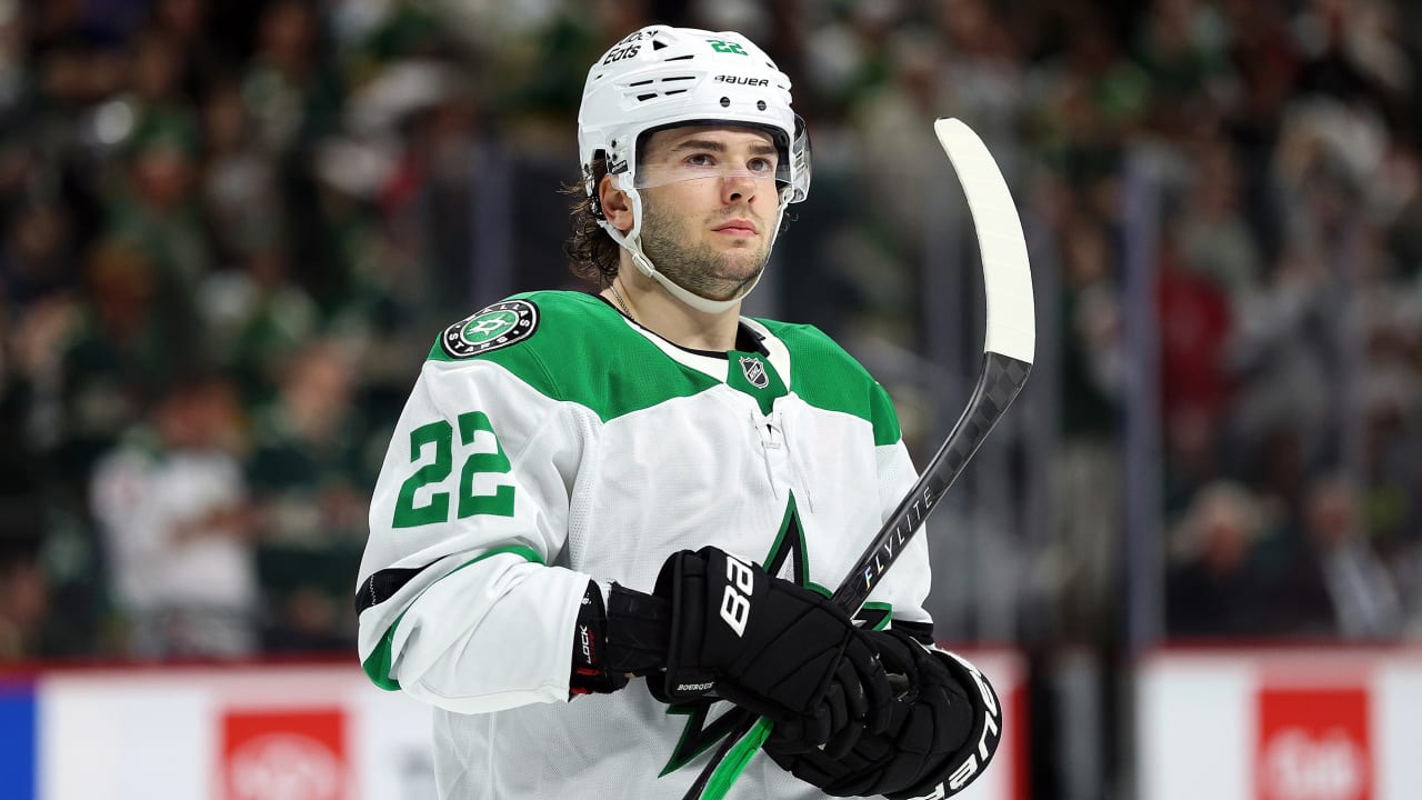 Bourque, Lyubushkin traded to Predators by Stars for draft picks