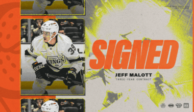 Ducks Sign Malott to Three-Year Contract