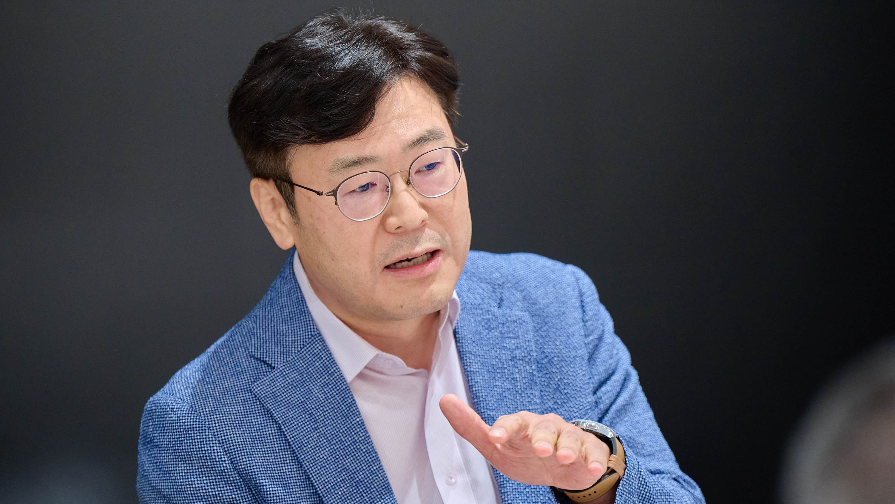 KyungJin Yoo, EVP &amp; Head of Team Mobile Display Product Development Team, Samsung