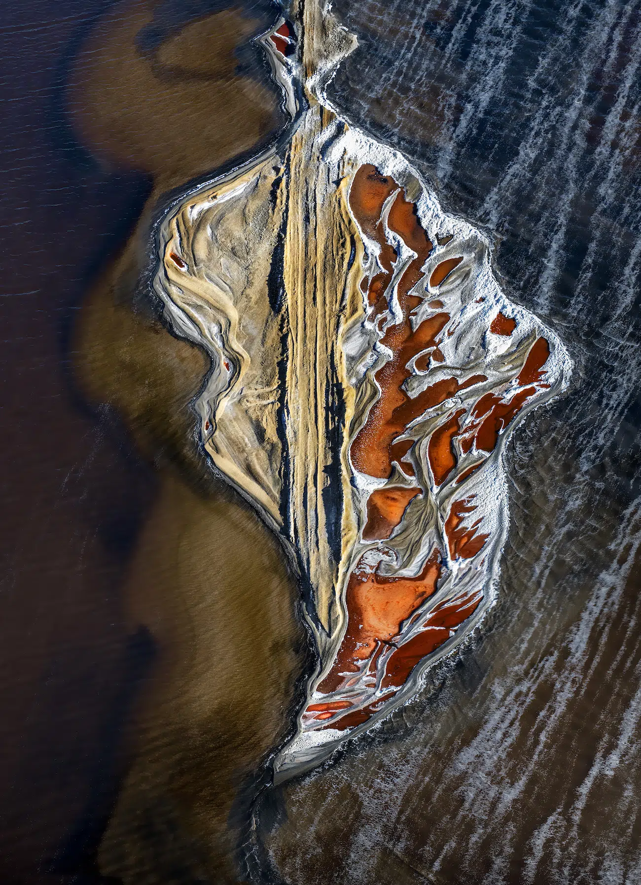 Barbara Brown, Australia. Pendant. Salt Works Walvis Bay, Namibia.
