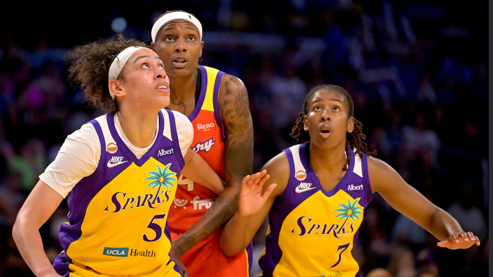 Ariel Atkins finds her rhythm despite another tough Sparks loss