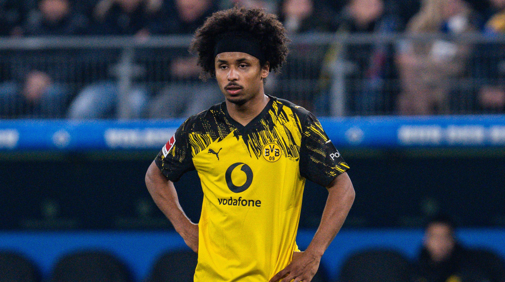 Barcelona agree €22m fee for Karim Adeyemi with Borussia Dortmund Barcelona agree €22m fee for Karim Adeyemi with Borussia Dortmund