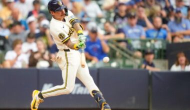 Joey Ortiz stays hot, going 3 for 3 in the Brewers' 4-3 win over the Mets