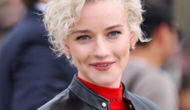 Julia Garner Mixed Three Summer Trends In One Casual Look