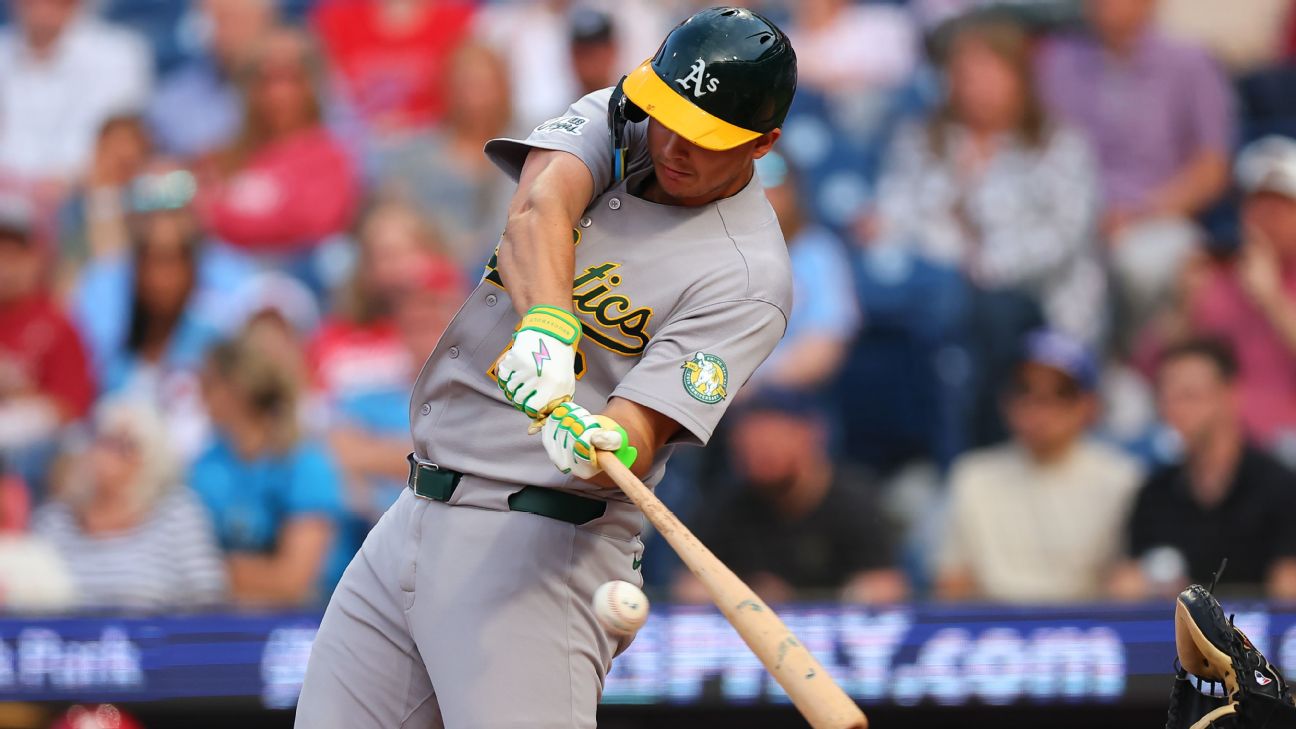 Athletics reinstate Nick Kurtz from 10-day IL, option Max Muncy