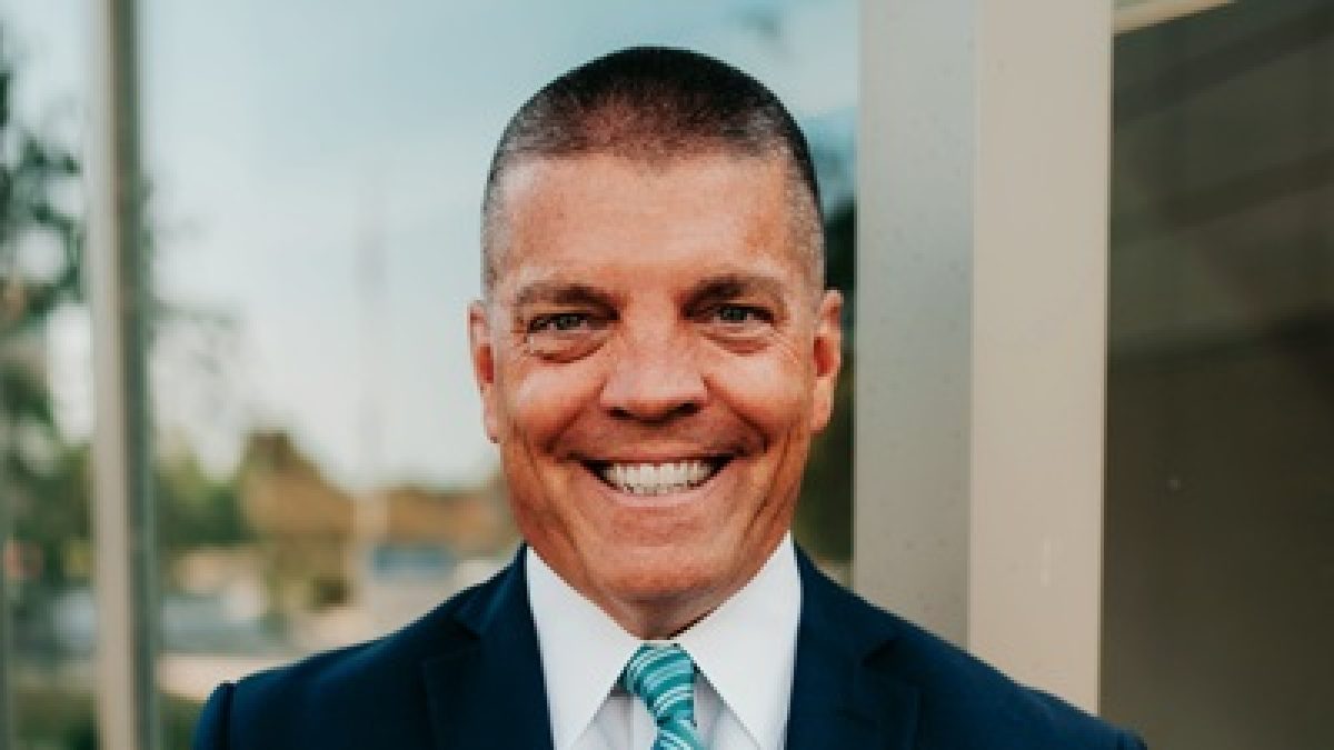 FAIRFIELD MEMORIAL HOSPITAL CHIEF FINANCIAL OFFICER RANDY RUSSELL RECOGNIZED BY BECKER’S HOSPITAL REVIEW