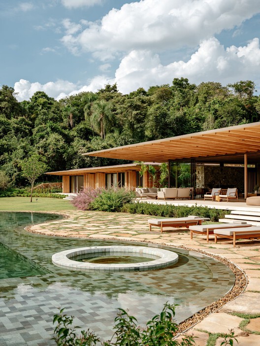 AMS House / Jacobsen Arquitetura - Image 6 of 22