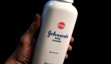 J&J offers $5.5bn settlement in lawsuits claiming talc link to cancer | Courts News