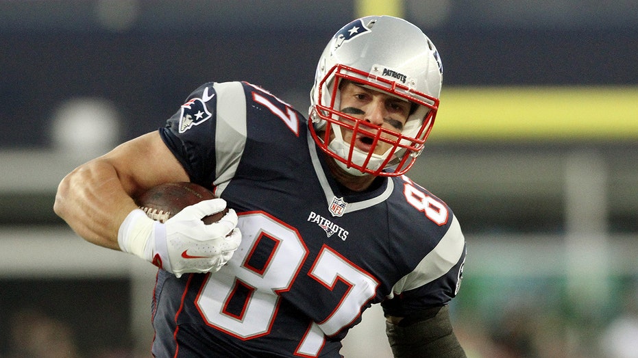 Rob Gronkowski in action