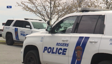 Police: Suspect in custody after stabbing in Rogers