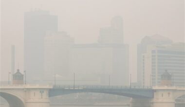 Second day of hazardous smoke impacts activities in Toledo area