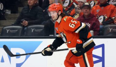 Sharks sign defenseman Jacob Trouba