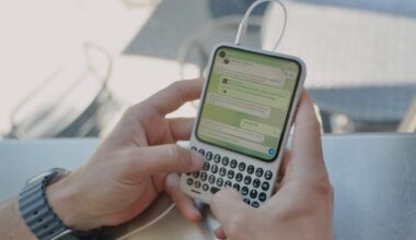 The Clicks Communicator Phone With Blackberry Roots Demoed in New Video