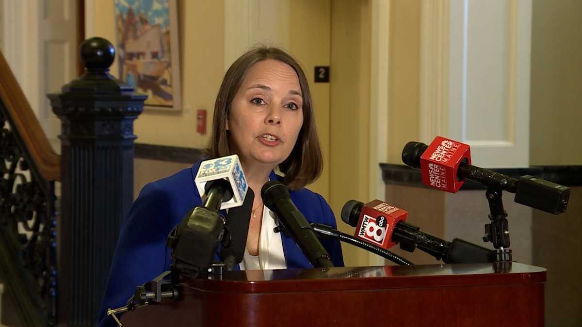 Shenna Bellows withdraws from Maine US Senate race