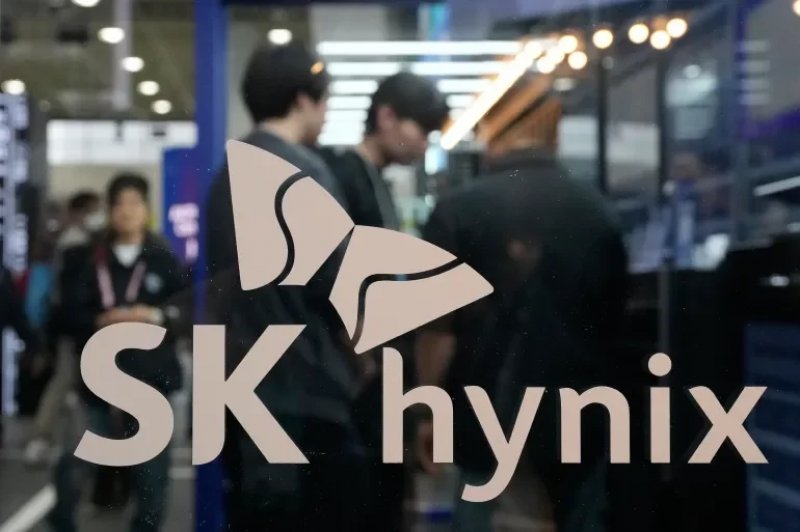 South Korea’s SK Hynix raises $26.5bn in record-breaking US IPO