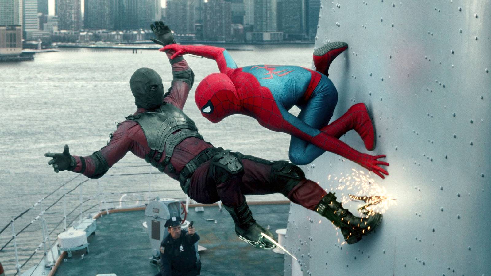 Spider-Man fighting Tarantula in Spider-Man: Brand New Day