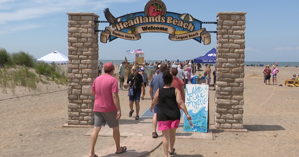 Lake Erie Sand Sculpture tour returns