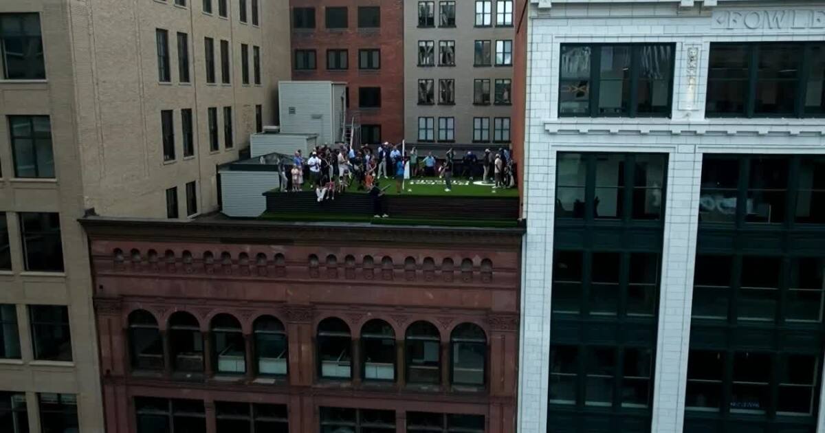 Watch the Par 3 in the D rooftop challenge ahead of the 2026 Rocket Classic