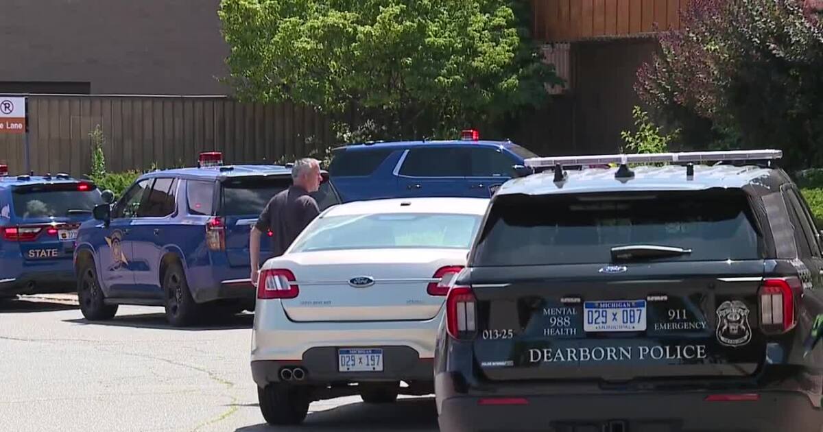 3 people shot, 2 dead at Fairlane Town Center in Dearborn