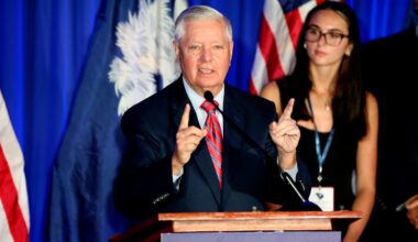Sen. Lindsey Graham of South Carolina, Trump ally, dies at 71 : NPR