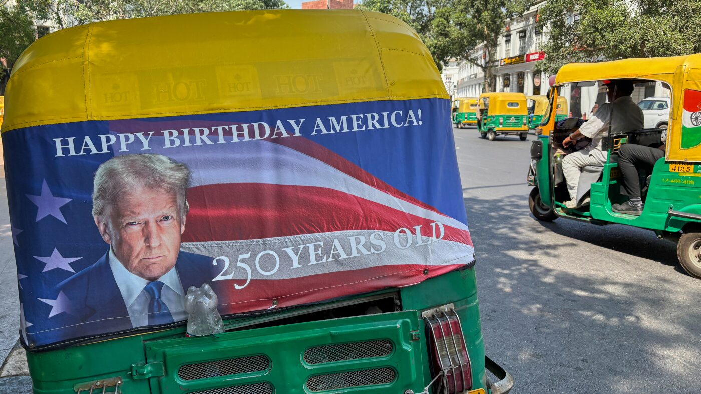 Moto-taxis in New Delhi, India sport signs celebrating U.S. birthday : State of the World from NPR : NPR