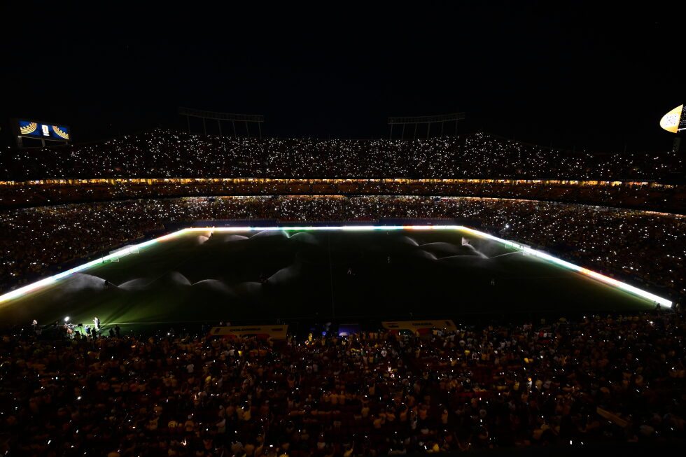 One Extraordinary Photo: A stadium lit up by smartphones
