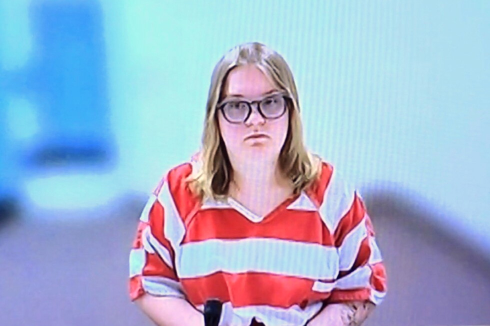 Mother who said her twins died after vaccinations charged with murder