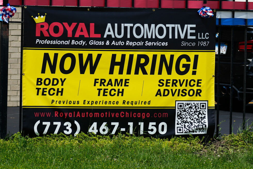 US jobless claims tumble to a decades-low 187,000 as layoffs stay historically low