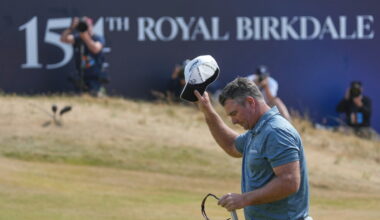Ryan Fox matches major championship record with a 62 in the British Open