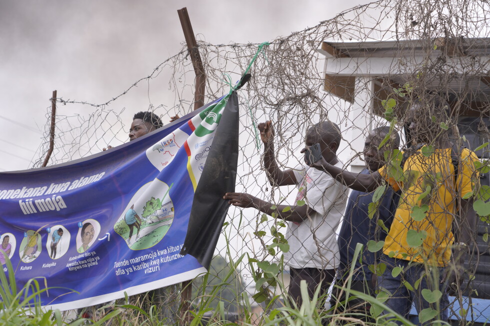 Congo's Ebola crisis deepens with unpaid workers on strike