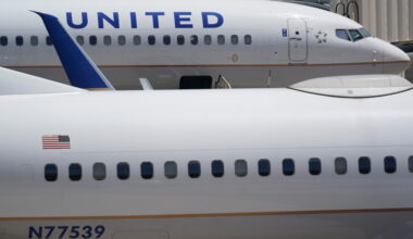 United Airlines ditches middle seat, in latest luxury travelers can buy
