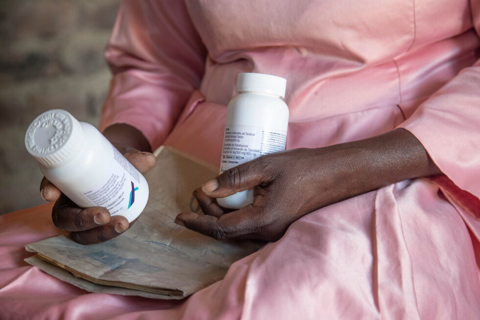 Report says US actions harm global efforts to prevent and treat HIV