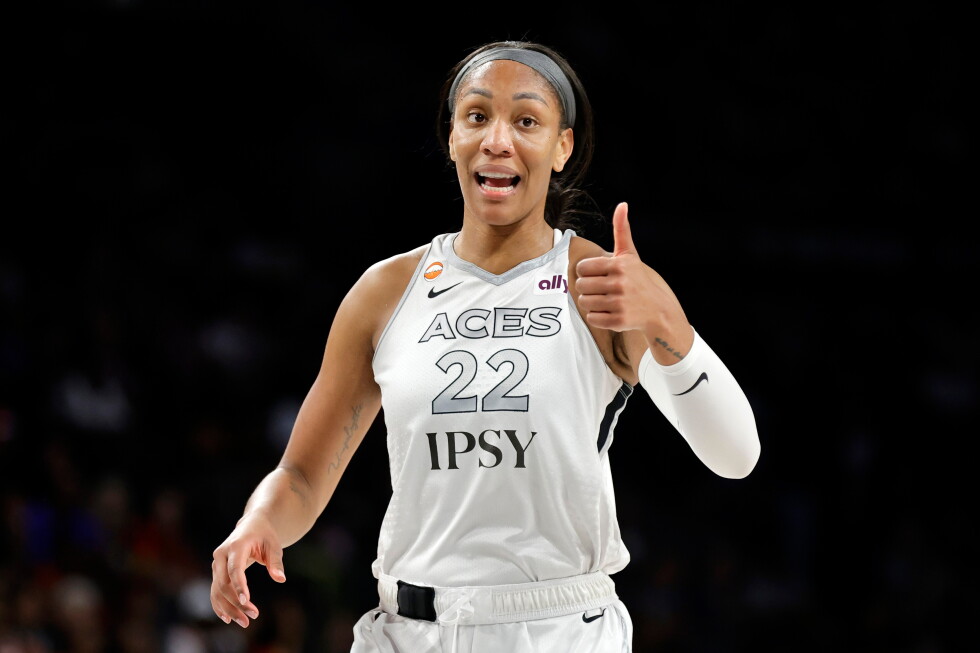 A'ja Wilson scores 28 as the Aces beat the Fire 98-83
