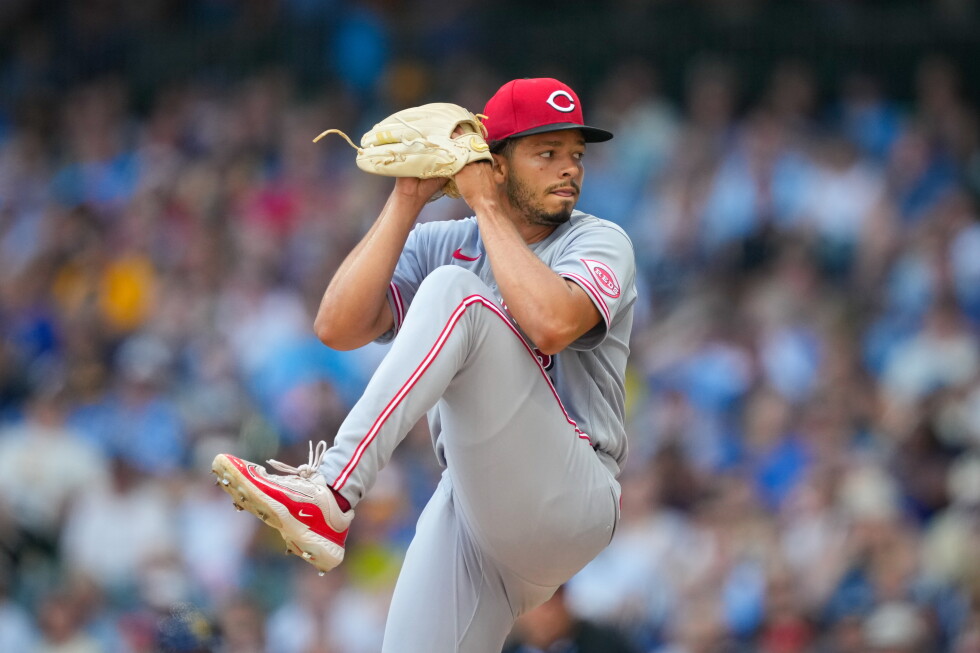 Stewart and Trevino homer off Misiorowski as Reds beat Brewers 7-2