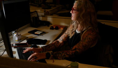 Secretaries and admins grapple with a growing threat from AI