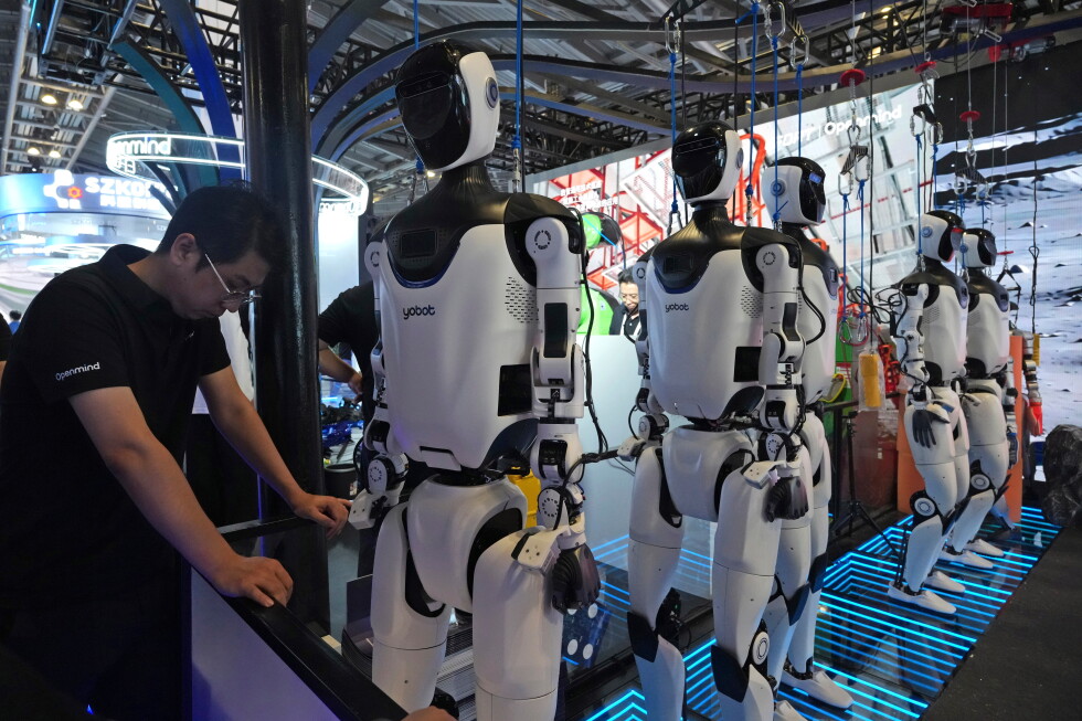 US bans foreign-made humanoid robots, targeting China