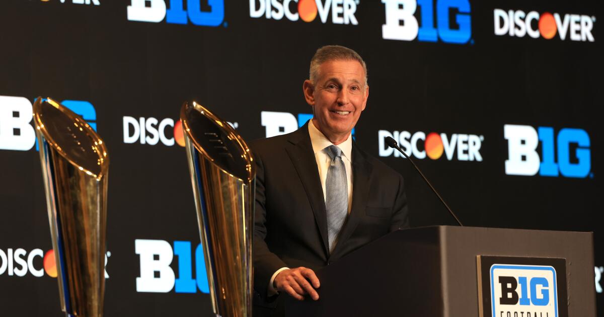 Big Ten commissioner pushes back against breaking away from NCAA