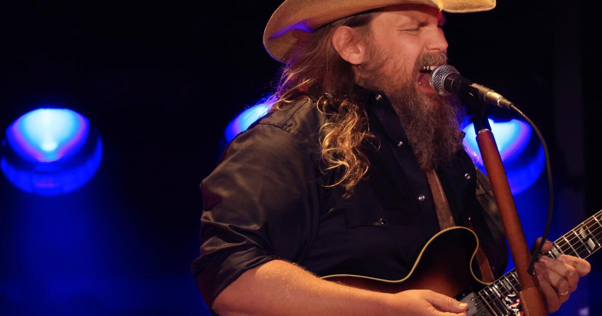 Chris Stapleton and Chaka Khan celebrate America's 250th at the L.A. Coliseum