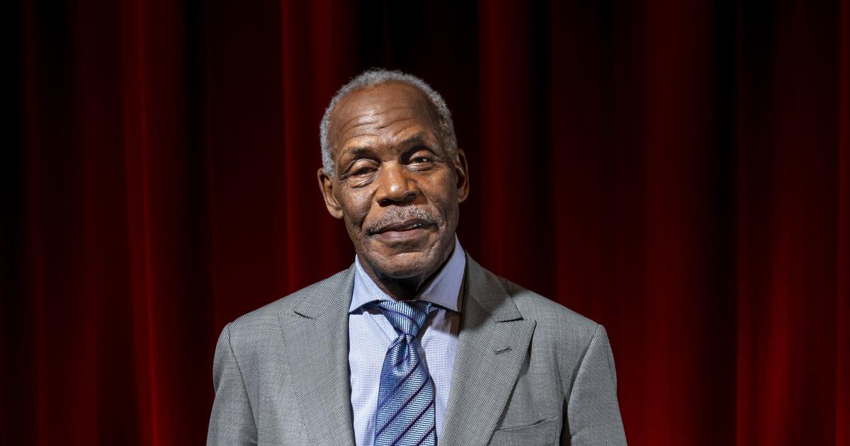 Danny Glover reveals Alzheimer's diagnosis, says family has his back