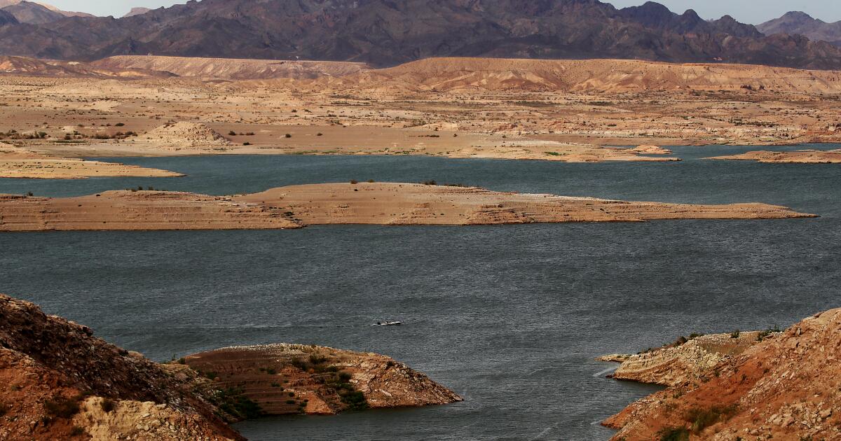 Feds to pay millions to boost Lake Mead’s dwindling water levels