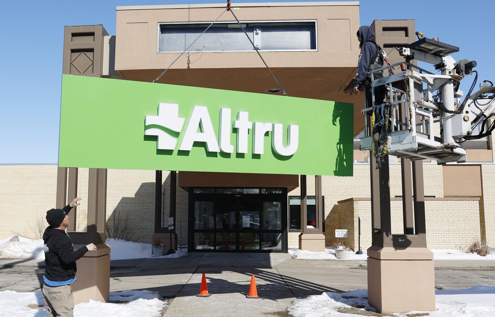 No timeline on Altru's prospective acquisition of Bismarck hospital and others, but there are developments - Grand Forks Herald