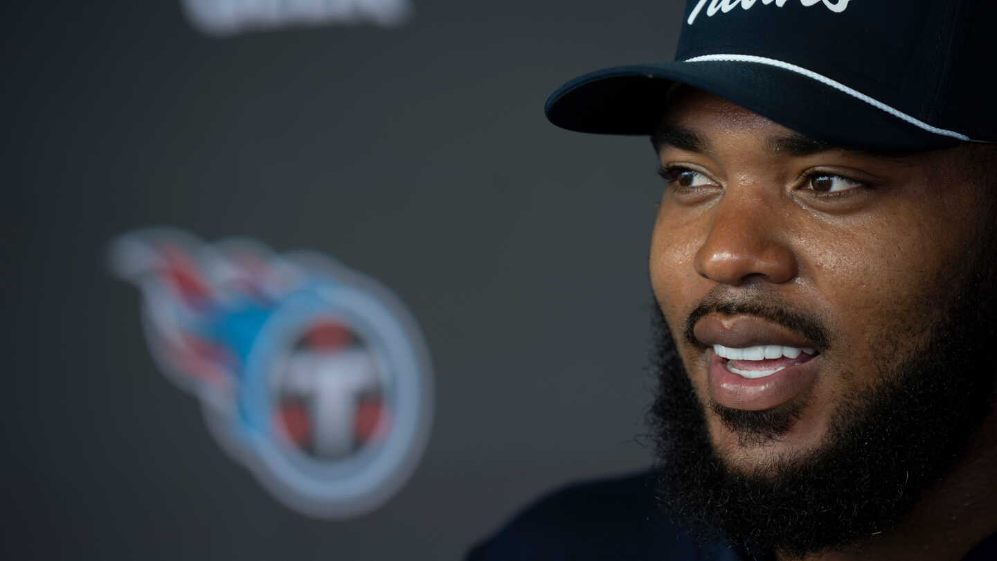 Jeffrey Simmons is jealous Mike Vrabel got the Patriots, not the Titans, to the Super Bowl