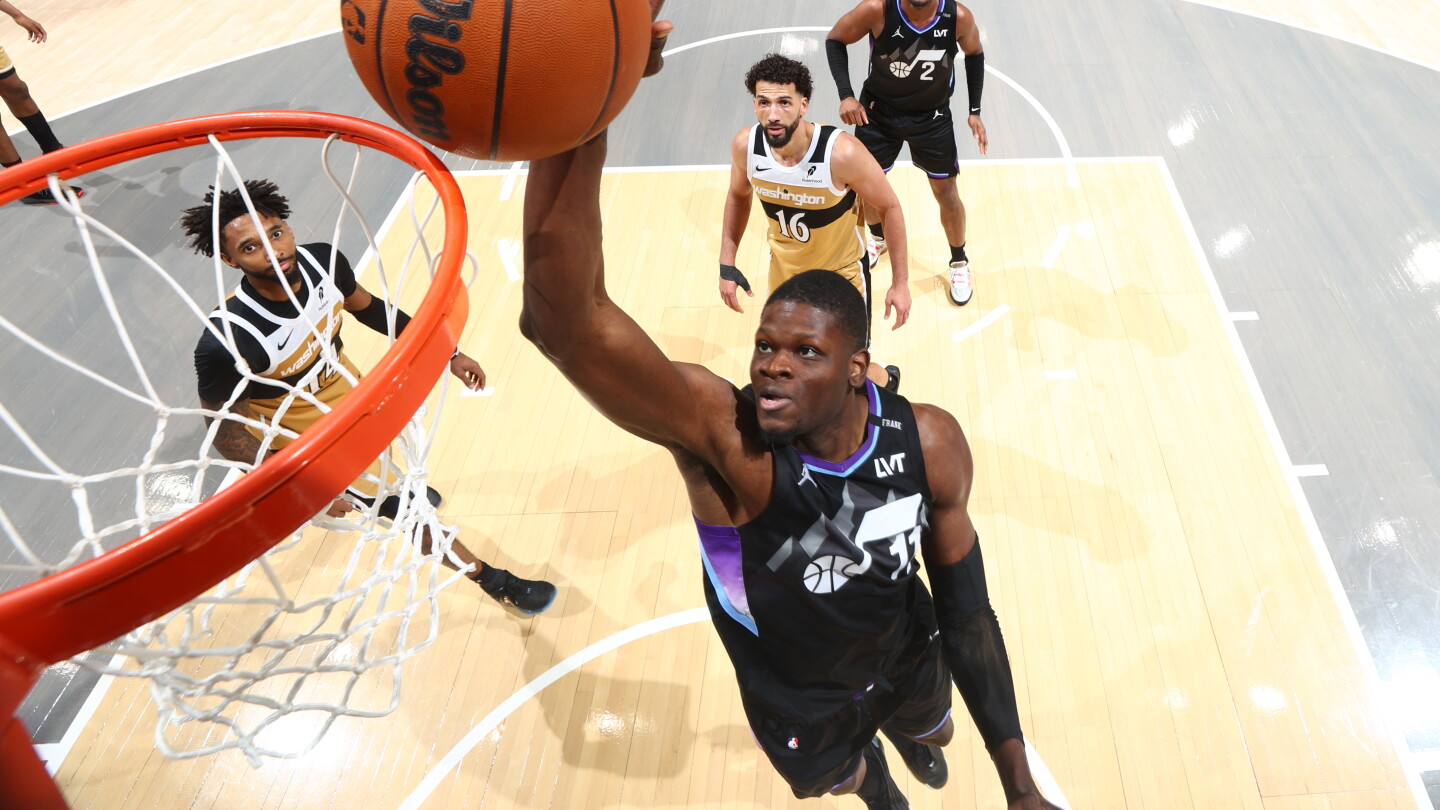 Utah re-signs center Mo Bamba on two-year deal