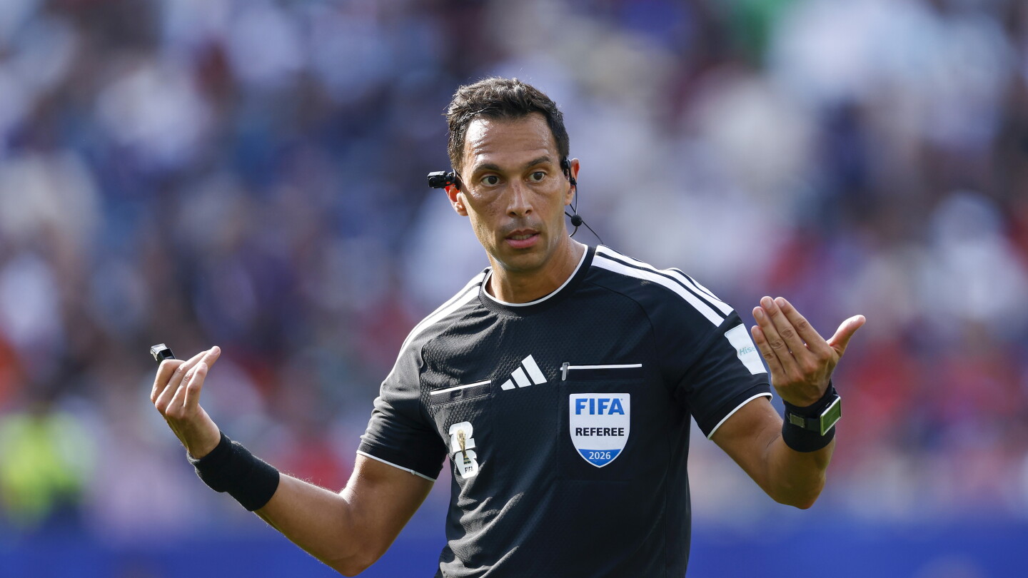 NFL should be looking at FIFA's "Referee View"